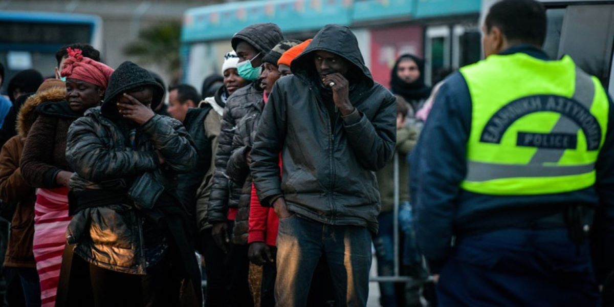 Διώξεις σε πολίτες της Σάμου και της Μυτιλήνης επειδή «παρεμπόδισαν πρόσφυγες» να εισέλθουν σε κέντρα υποδοχής