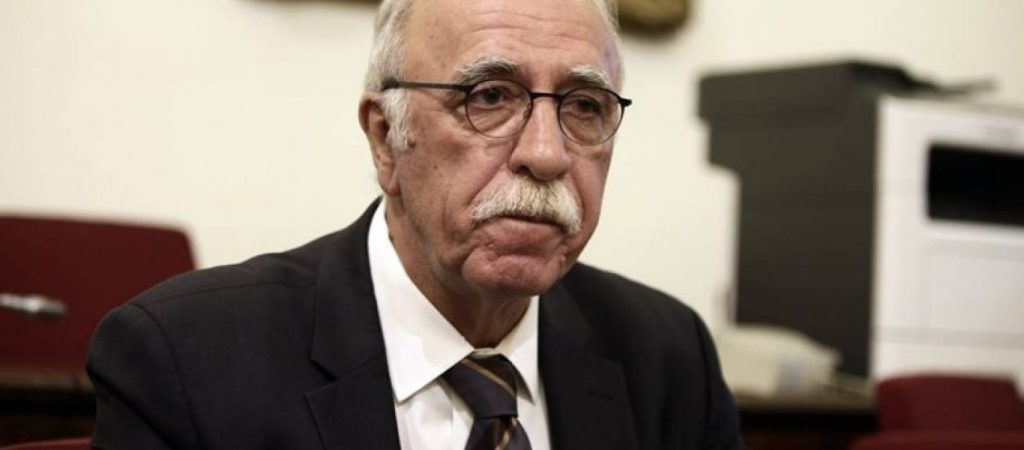 Επιμένει ο Δ. Βίτσας: «Με ποιο δικαίωμα κάνει δηλώσεις ο Μηταράκης ότι θα κόψει τα επιδόματα»