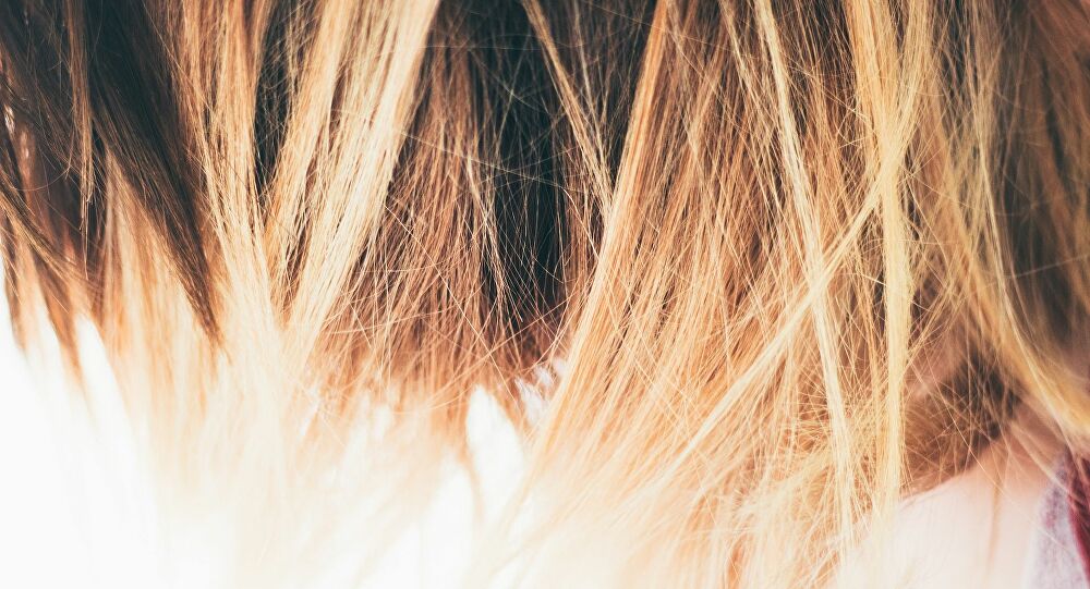 Δεκαπεντάχρονη έτρωγε τα μαλλιά της από παιδί: Έβγαλαν 3 κιλά τριχόμπαλα από την κοιλιά της (βίντεο)