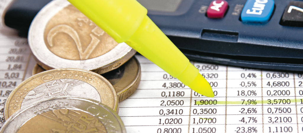 Νέα πάγια ρύθμιση: Ποιοι κερδίζουν και ποιοι χάνουν τις 24 ή 48 δόσεις