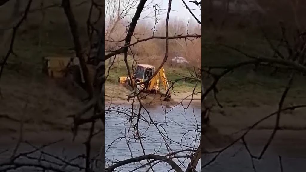 Έτσι βουλιάζουν στον Έβρο οι Τούρκοι – Εκσκαφέας προσπάθησε να ανοίξει πέρασμα αλλά… εξελίχθηκε σε φιάσκο (βίντεο)