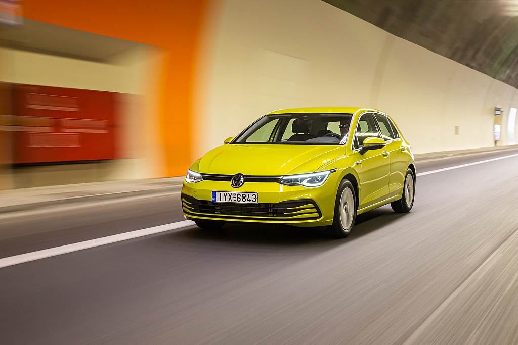 Νέο VW Golf 8ης γενιάς: «Φορτωμένο» με ότι πιο σύγχρονο έχει η ψηφιακή-ηλεκτρονική τεχνολογία