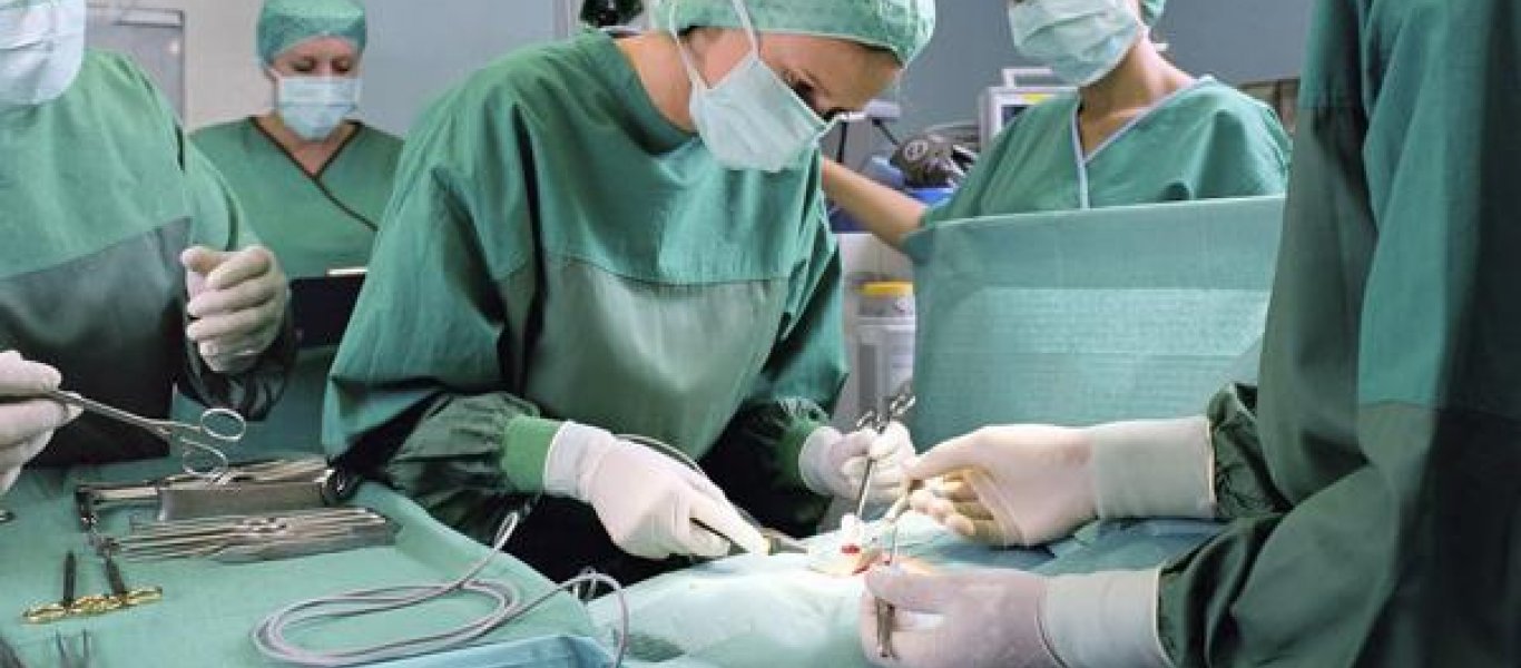 Νέα έκτακτα μέτρα για κορωνοϊό: Τι προβλέπεται για τα χειρουργεία και τα απογευματινά ιατρεία
