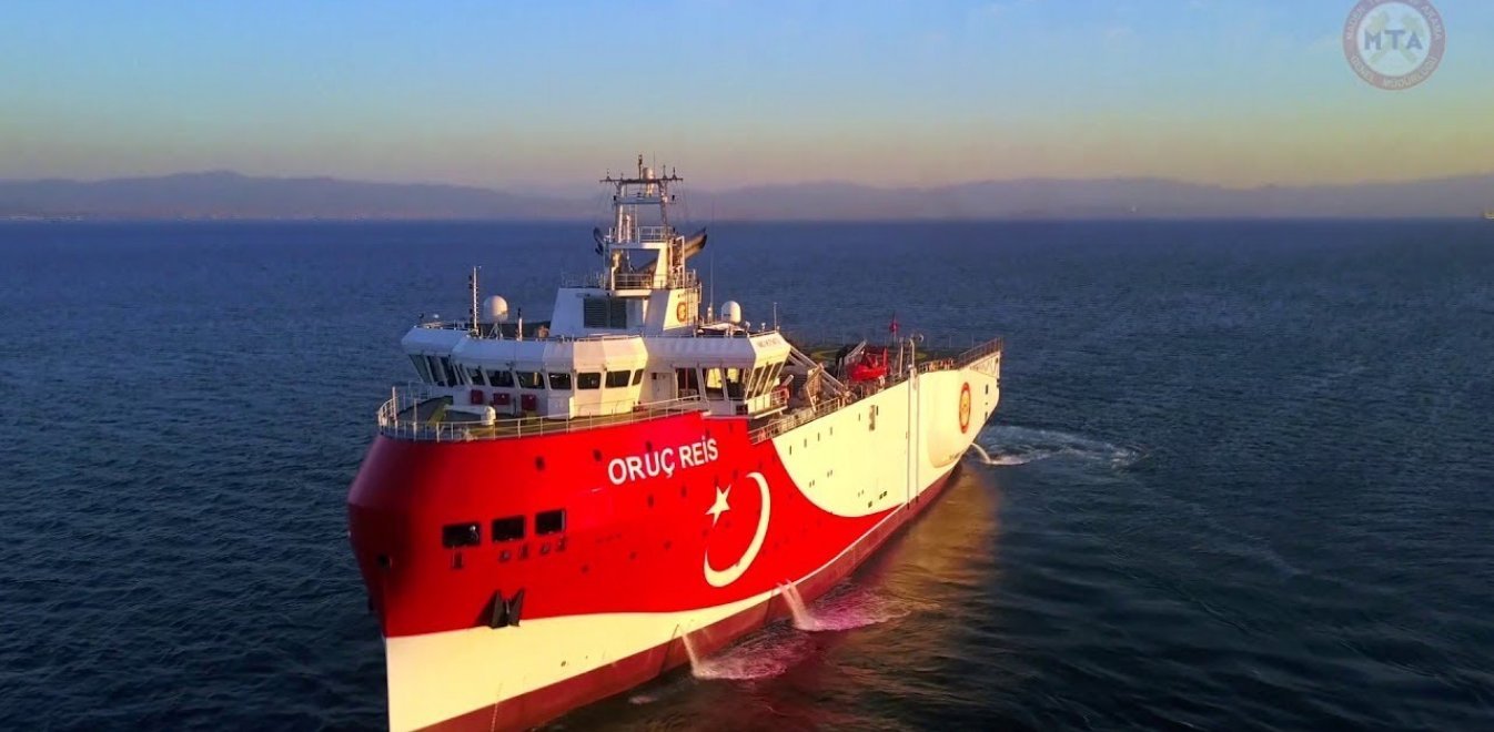 Κρίση ενόψει: Το τουρκικό ερευνητικό Oruc Reis και πάλι «προ των πυλών» της ελληνικής υφαλοκρηπίδας