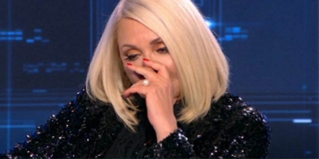 Ξέσπασε για τον κορωνοϊό η Ρούλα Κορομηλά!