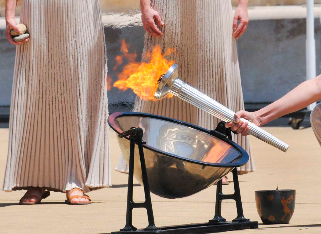 Δείτε live την τελετή αφής της Ολυμπιακής Φλόγας (βίντεο)