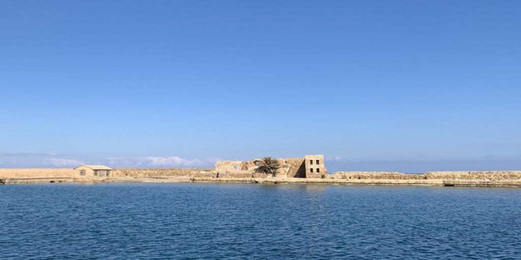 Χανιά: Κατεδαφίζονται κτίσματα που βρίσκονται πάνω στις Ενετικές Οχυρώσεις