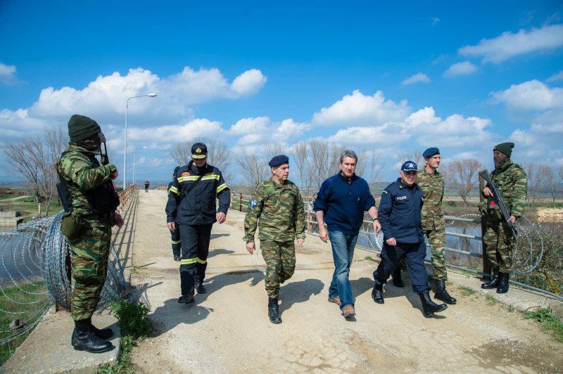 Απάντηση Α.Λοβέρδου με φωτογραφίες: «Αυτά είναι οι βίλες και τα σκάφη; Ντρέπομαι για τα fake news» (φώτο)