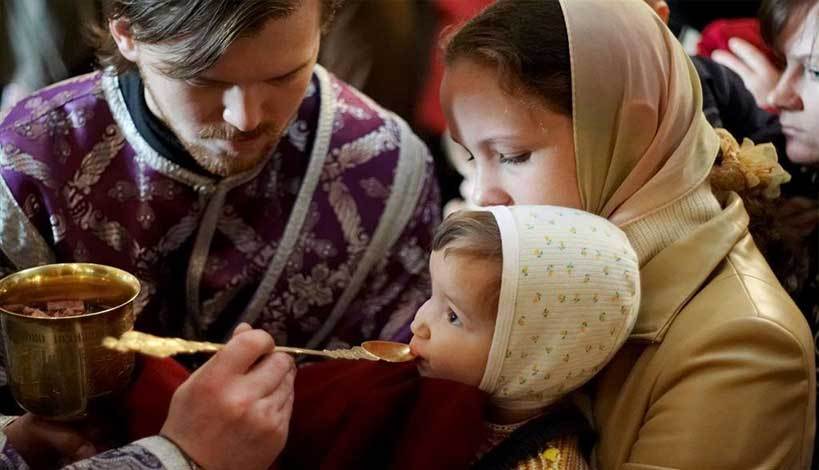 Αρχιμανδρίτης Δανιήλ Αεράκης για Θεία Κοινωνία: «Πως γίνεται η ζωή να προκαλέσει θάνατο;»