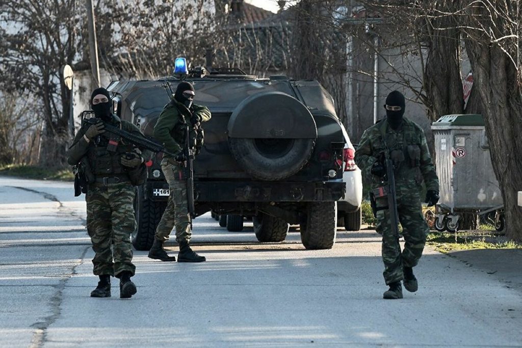 Στην κατοχή των ελληνικών δυνάμεων ασφαλείας καταγραφική κάμερα των Τούρκων στον Έβρο (φώτο)