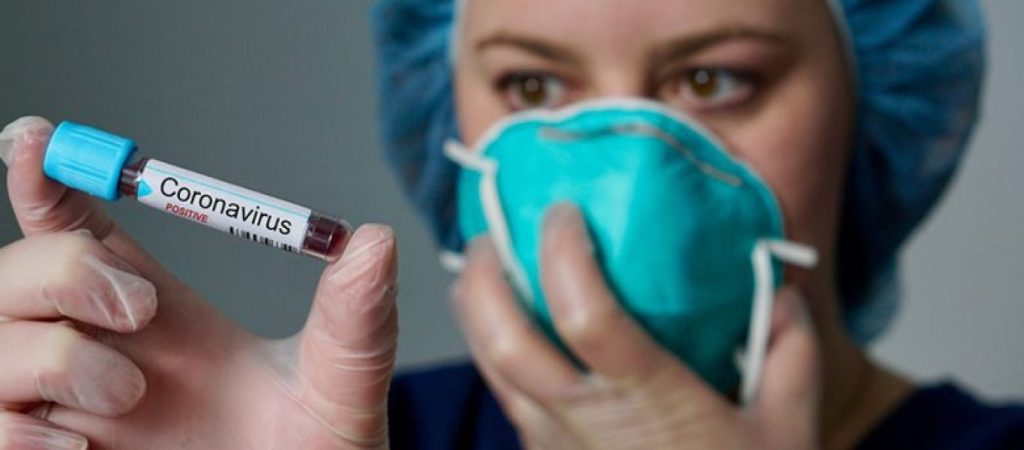 Στα Εξάρχεια βγήκαν στα μπαλκόνια… με το ”Bella Ciao” (βίντεο)