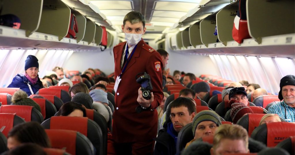 Κύπρος: Έστειλαν Κύπριους φοιτητές πίσω στη Βρετανία λόγω κορωνοϊού – Ένταση στο αεροδρόμιο (βίντεο)