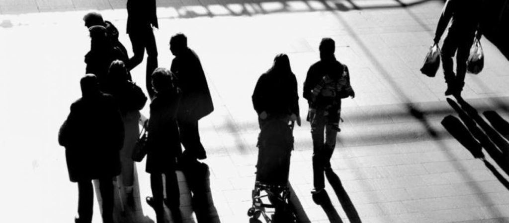 800.000 έχουν μείνει άνεργοι αυτή την στιγμή από τα αναγκαστικά κλεισίματα των επιχειρήσεων