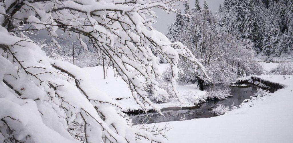 Πέφτει η θερμοκρασία από την Δευτέρα (βίντεο)
