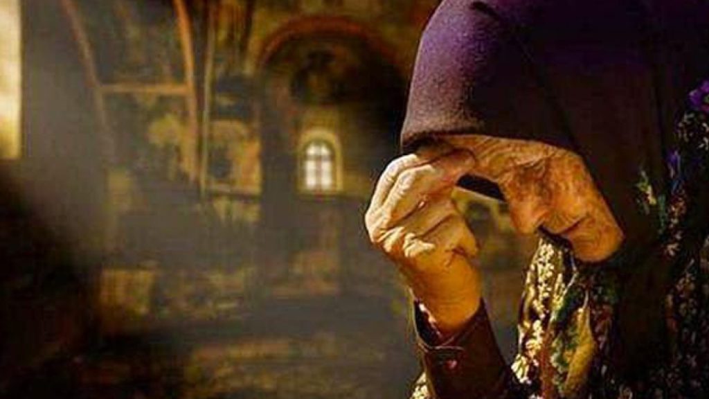 Εσύ το ήξερες; – Να γιατί κάνουμε το σταυρό μας με το δεξί χέρι