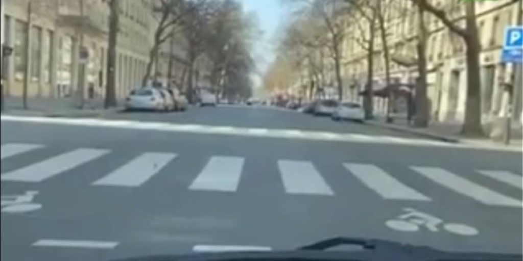 Γαλλία: Οι περιορισμοί «νέκρωσαν» το Παρίσι – Περιπλάνηση στους άδειους δρόμους (βίντεο)