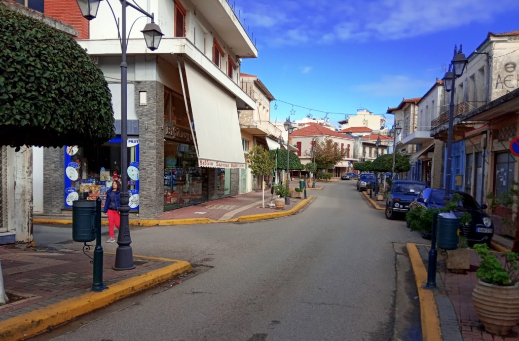 Πιερία: 51 dj’s βγαίνουν στα μπαλκόνια τους για το #kanoumeparti! (φωτο)