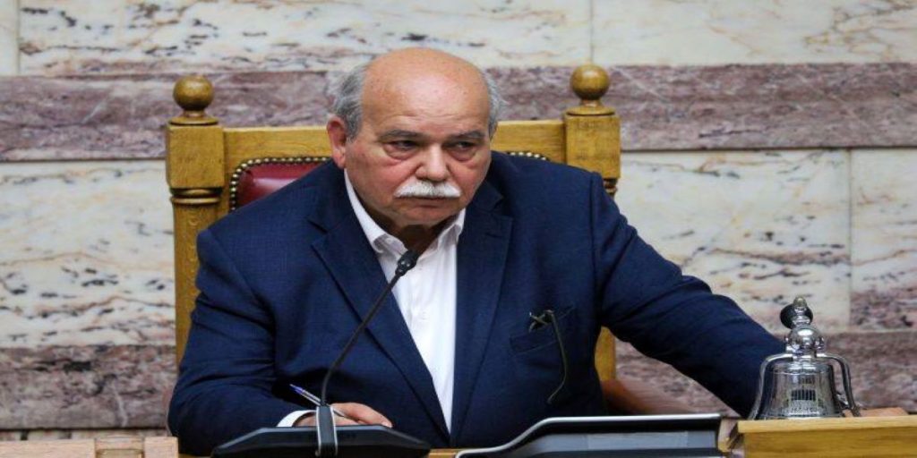 Νίκος Βούτσης: «Η κυβέρνηση έχει χάσει την μπάλα»