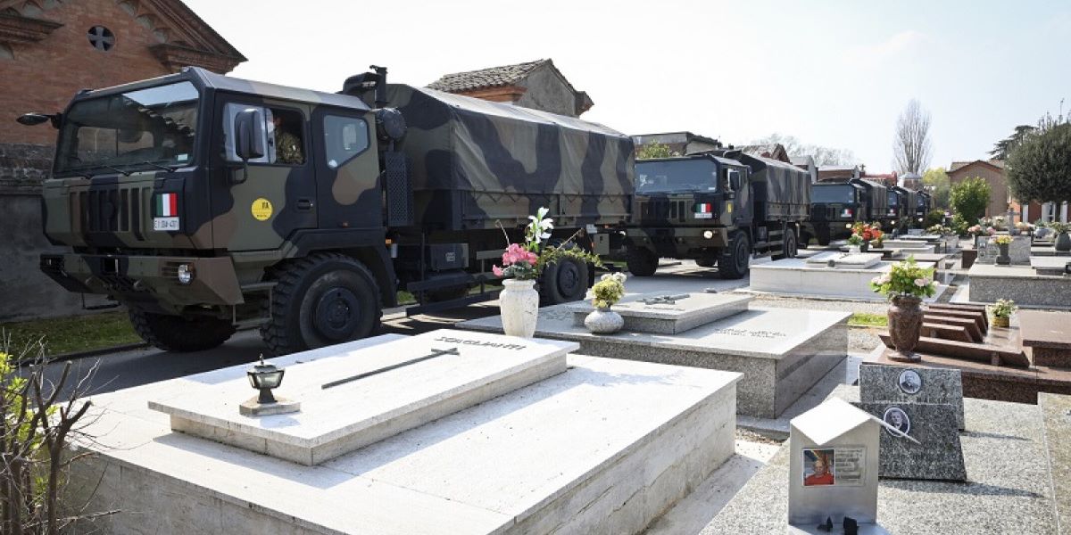 Ιταλός πρόεδρος: «Να μην ακολουθήσει η Ευρώπη την οδυνηρή μας πορεία»