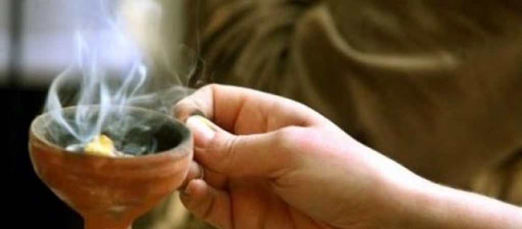 Δείτε πότε πρέπει να λιβανίζουμε