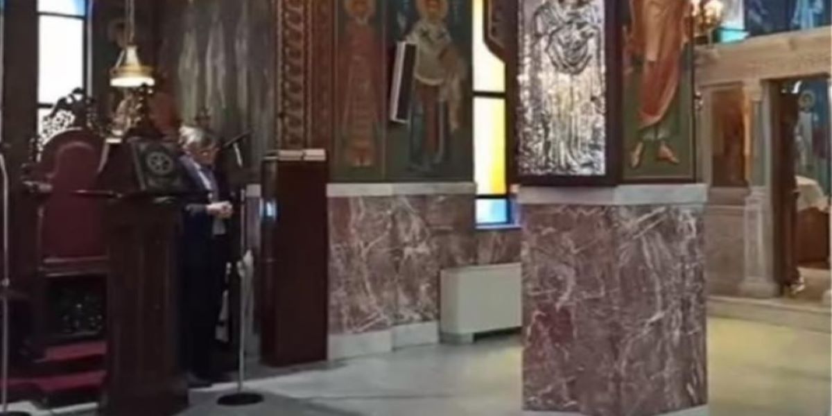 Ο Σωτήρης Τσιόδρας έψαλε στον ΙΝ Αναστάσεως του Χριστού Σπάτων (βίντεο)