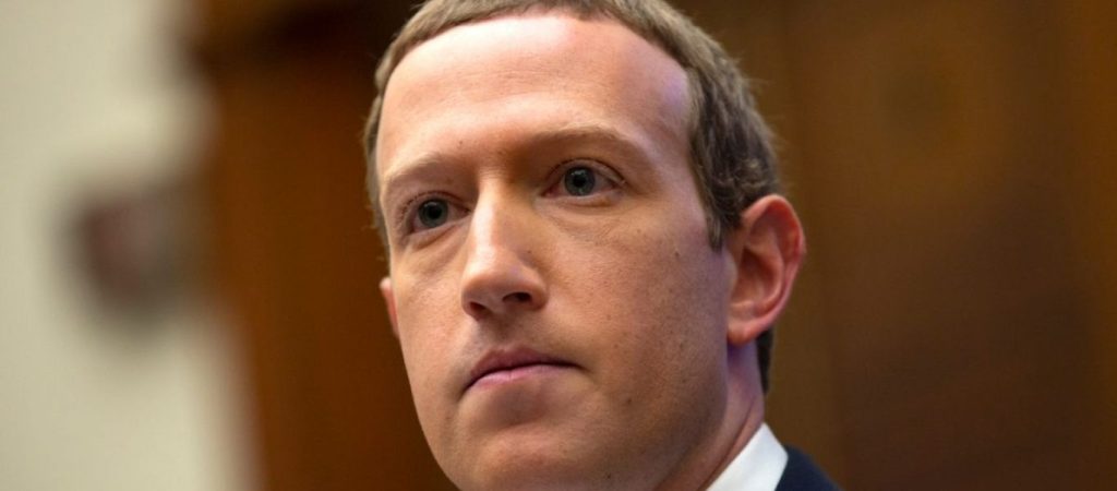 Μαρκ Ζάκερμπεργκ: Δώρισε 720.000 μάσκες για γιατρούς και νοσοκόμους