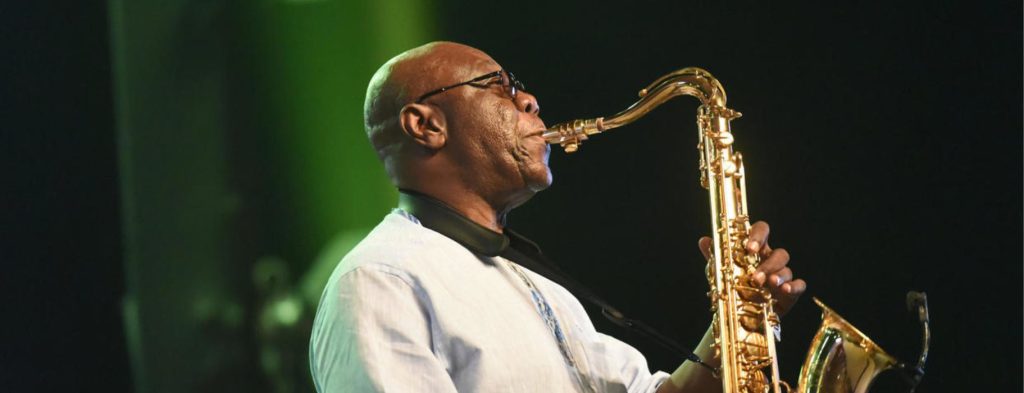 Γαλλία: Πέθανε από κορωνοϊό ο σαξοφωνίστας Μάνου Ντιμπάνγκο