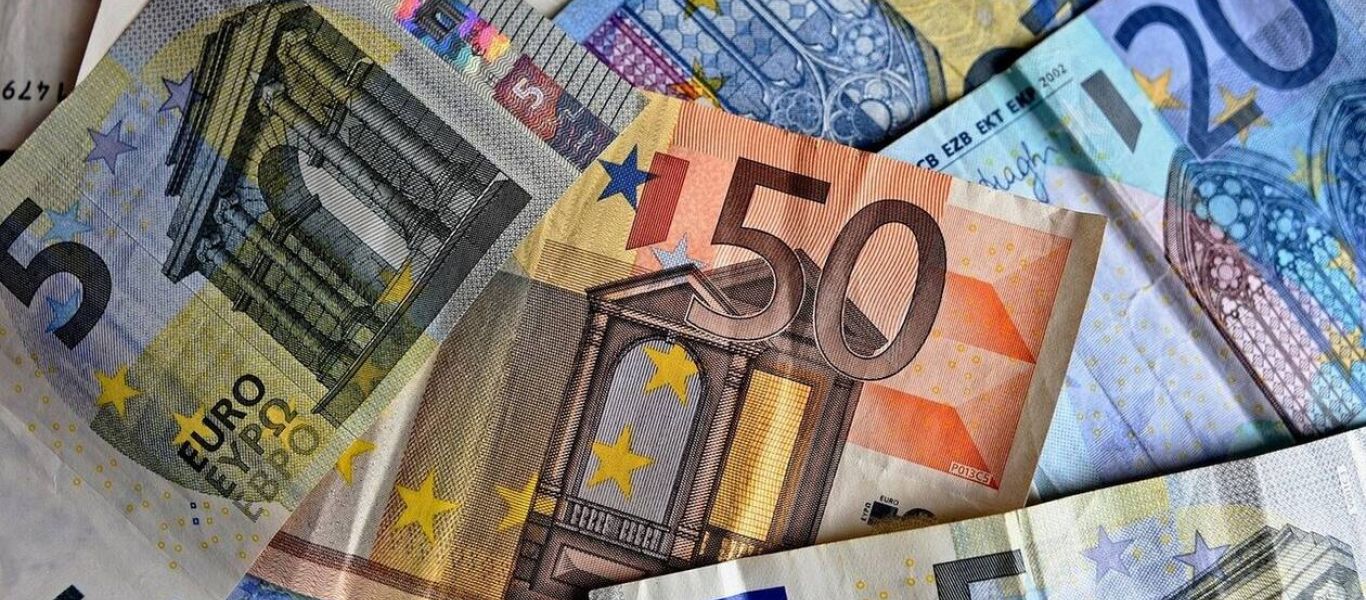 Οι 20 βασικές ερωτοαπαντήσεις για το επίδομα των 800 ευρώ