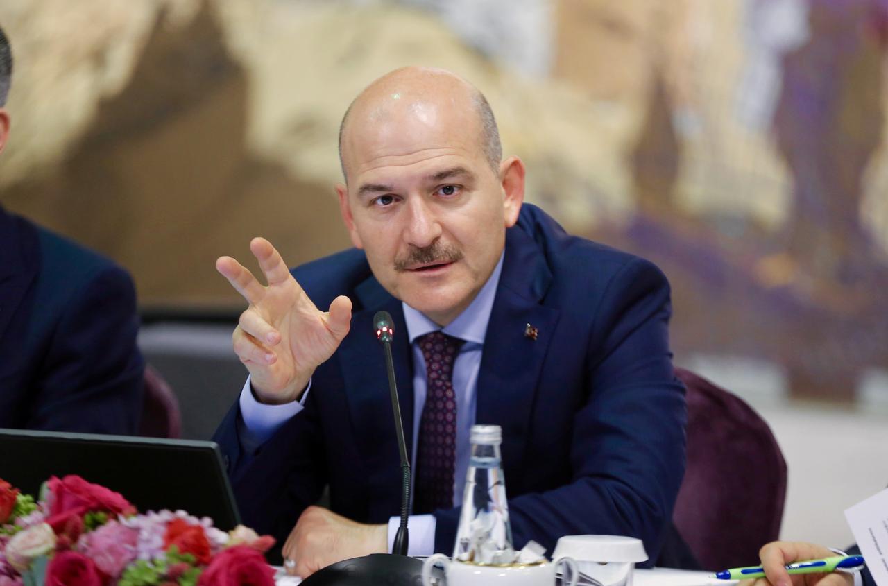 Παραδοχή του Τούρκου υπουργού Εσωτερικών «Βομβαρδίσαμε την Ελλάδα με σφαίρες και χημικά στον Έβρο»