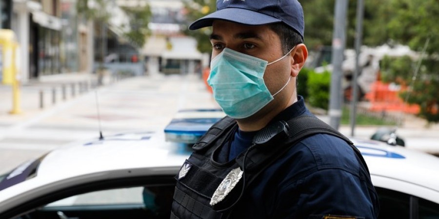 Κύπρος: Άντρας έφτυσε τους αστυνομικούς που πήγαν να τον ελέγξουν