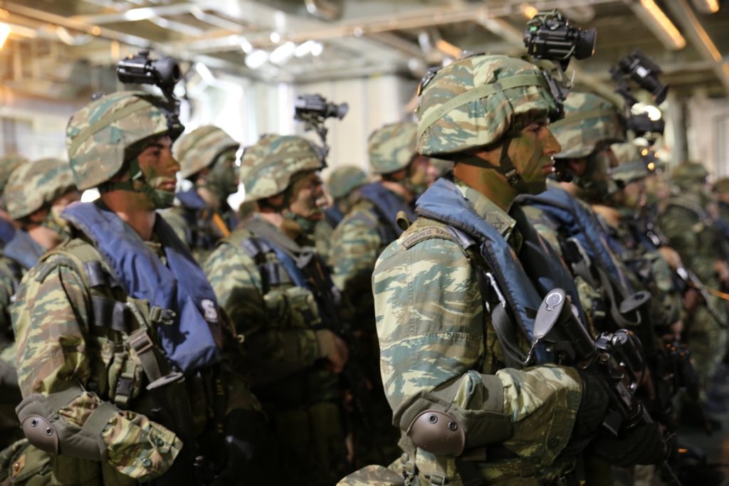 Οι Ένοπλες Δυνάμεις δίνουν την μάχη κατά του κορωνοϊού χωρίς τα απαραίτητα μέσα