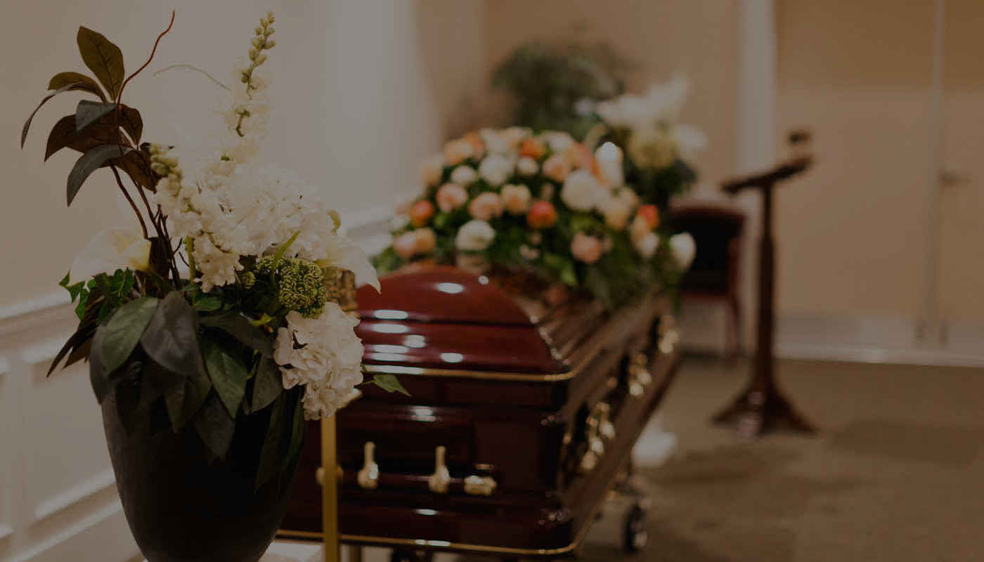 Ο κορωνοϊός αλλάζει μέχρι και τις… κηδείες – Θα γίνονται πλέον ψηφιακά