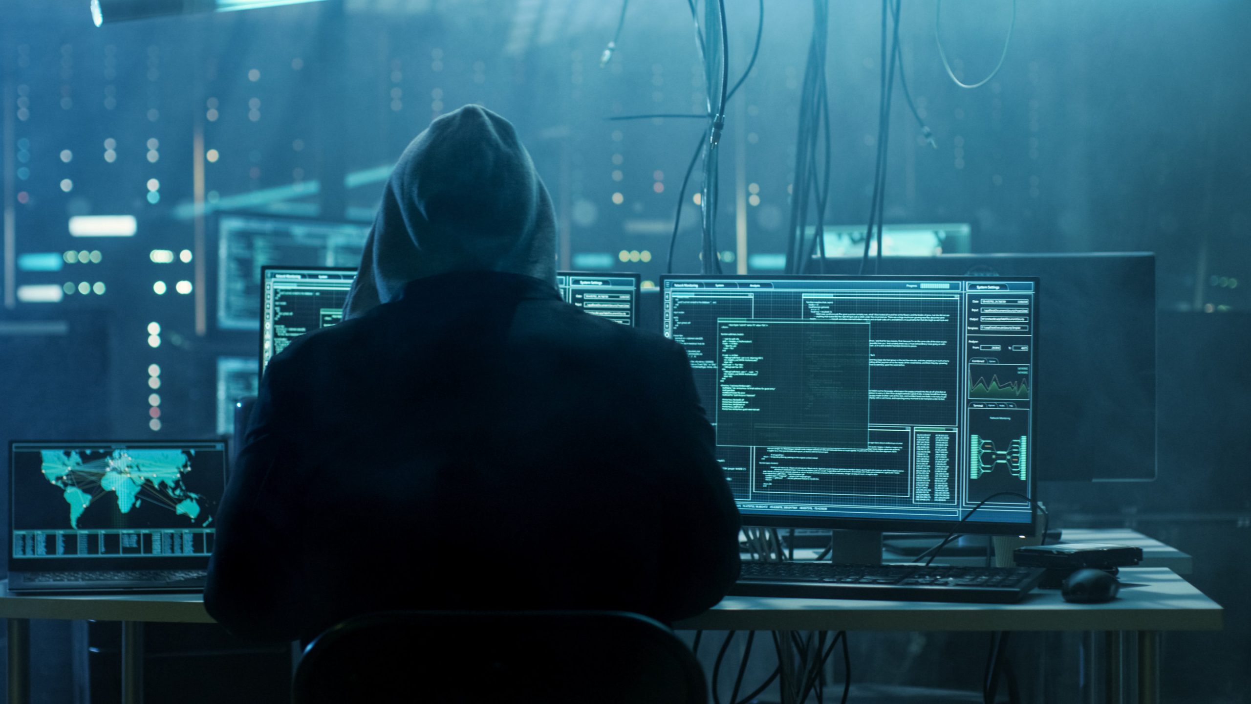 Μανώλης Σφακιανάκης: «Προσοχή στους χάκερς – Καμία τράπεζα δεν ζητά κωδικούς από λογαριασμούς και email»