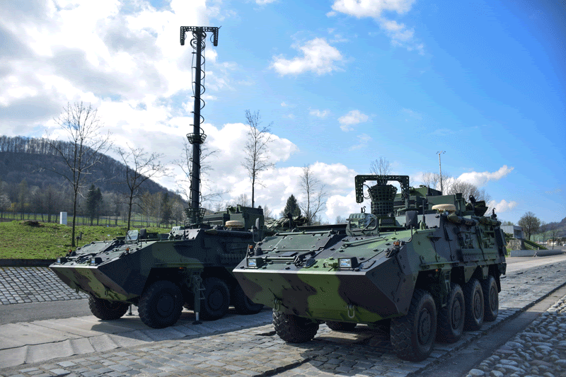 Ο Στρατός της Τσεχίας παραλαμβάνει οχήματα διοίκησης, ελέγχου και επικοινωνιών  Pandur II