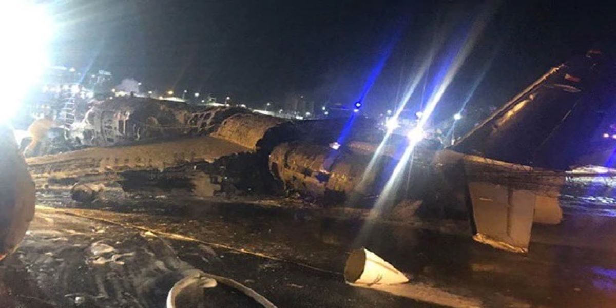 Φιλιππίνες: Οκτώ νεκροί όταν αεροσκάφος τυλίχθηκε στις φλόγες κατά την απογείωσή