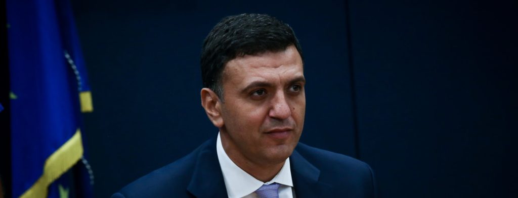 Εύσημα Βασίλη Κικίλια σε Κυριάκο Πιερρακάκη για την εφαρμογή της άυλης συνταγογράφησης