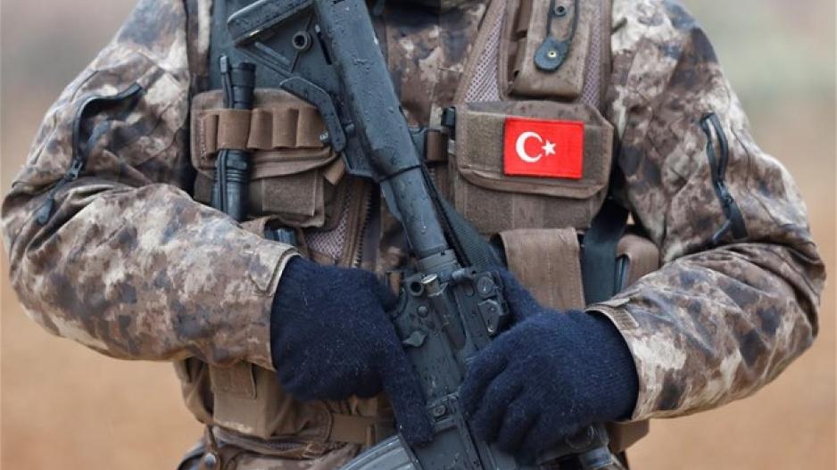 Με τον στρατό να φυλάει τις εισόδους συνεχίζεται η καραντίνα στα τουρκικά χωριά (βίντεο)