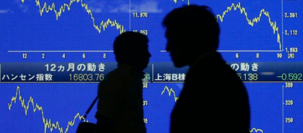 Στο «κόκκινο» τα ευρωπαϊκά χρηματιστήρια όσο συνεχίζεται η πανδημία