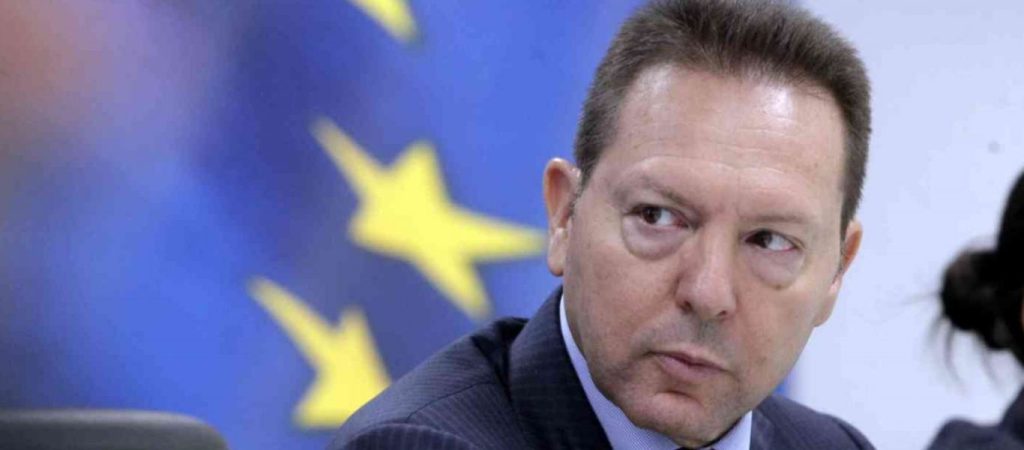 Στη «μάχη» κατά του κορωνοϊού και ο Γ.Στουρνάρας – Για τους επόμενους 2 μήνες θα δίνει το 50% του μισθού του