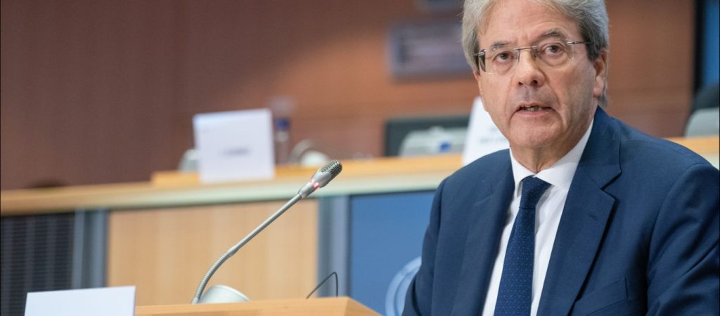 Επίτροπος Τζεντιλόνι,: «Το ευρωπαϊκό σχέδιο κινδυνεύει να βυθιστεί στις εσωτερικές διαμάχες της ΕΕ»