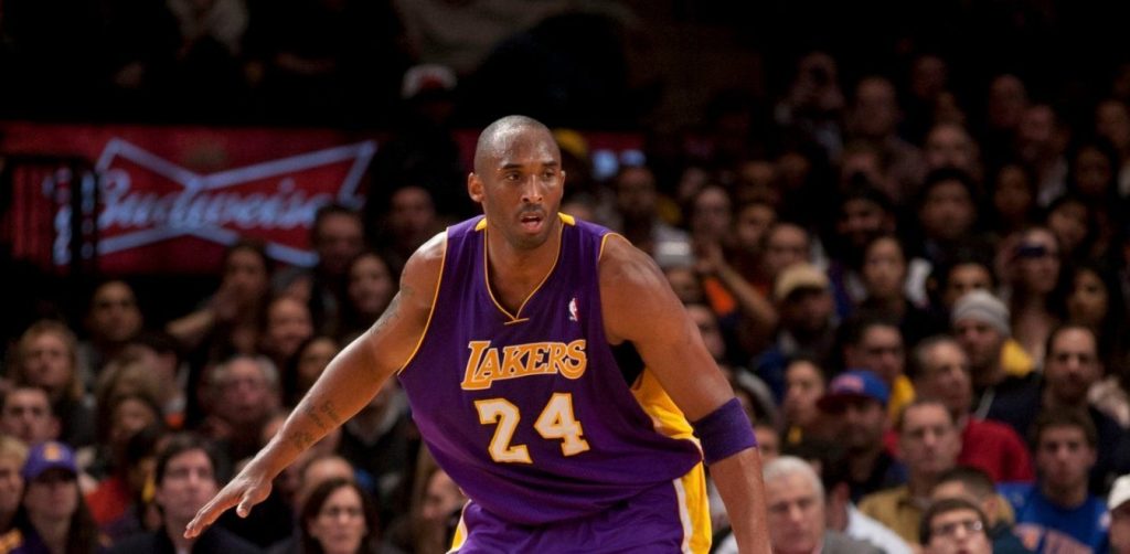 Ποσό που «ζαλίζει»: Δείτε πόσο πουλήθηκε η πετσέτα από το τελευταίο παιχνίδι του Κόμπι Μπράιαντ