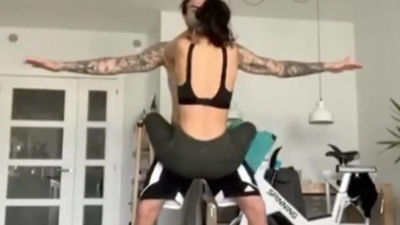 «Καυτό» challenge από πρώην τερματοφύλακα του Oλυμπιακού και τη σύντροφό του (βίντεο)