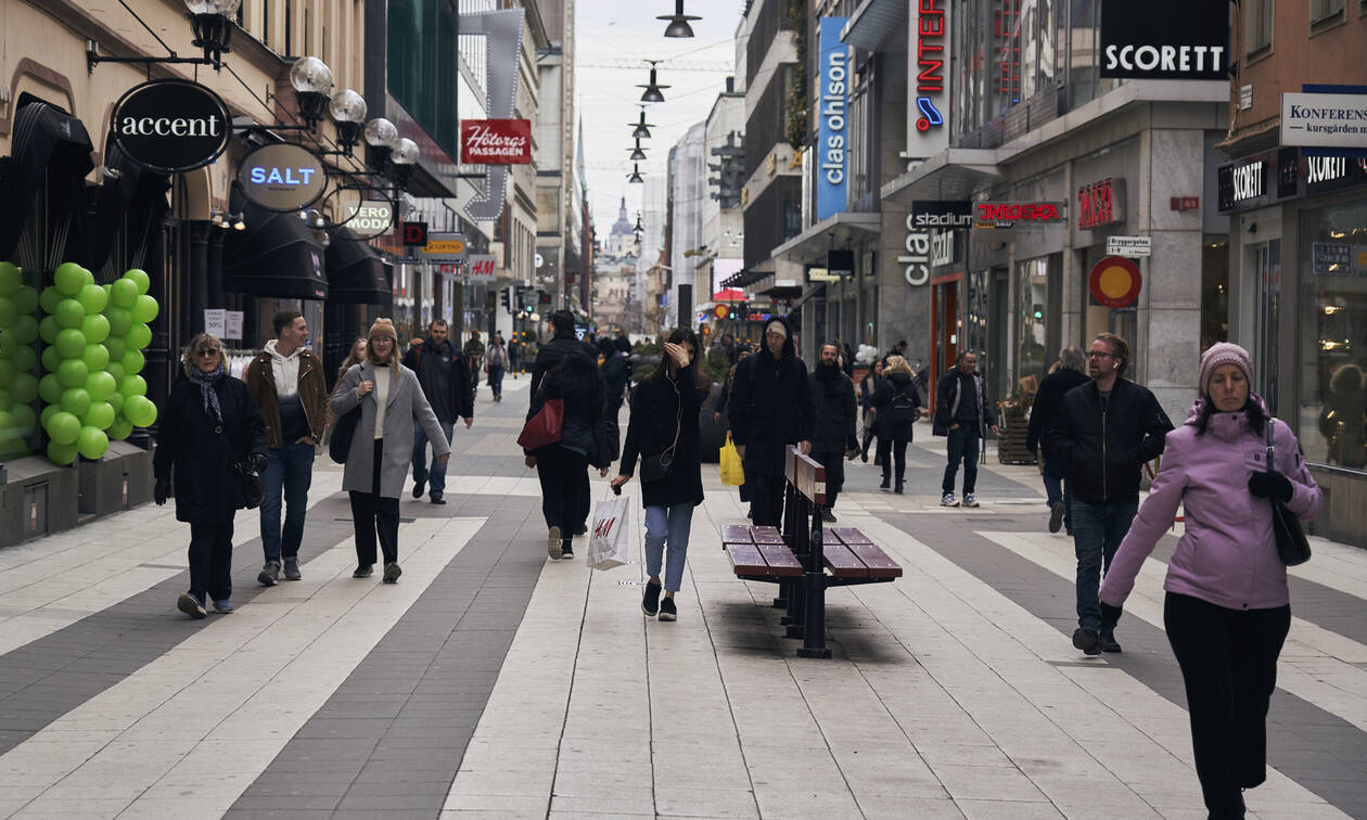 Ελληνίδα που ζει στη Σουηδία για κορωνοϊό: «Η Σουηδία προτρέπει τους πολίτες της να ζουν φυσιολογικά»