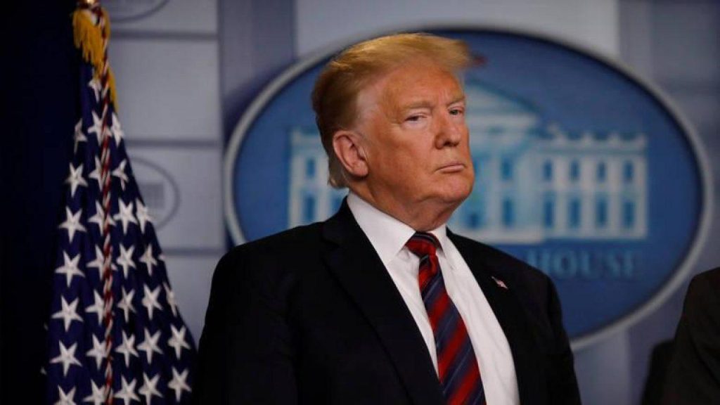 Ντ.Τραμπ: «Εάν έχουμε 100 με 200 χιλιάδες νεκρούς και όχι 2,2 εκατ. θα έχουμε κάνει καλή δουλειά»