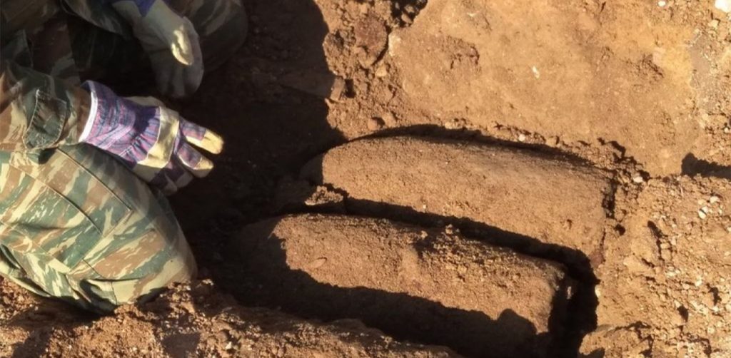 Ποια οβίδα; – Σύνεργα της ΔΕΗ προκάλεσαν τον τρόμο και τον αποκλεισμό του Συντάγματος! (upd)