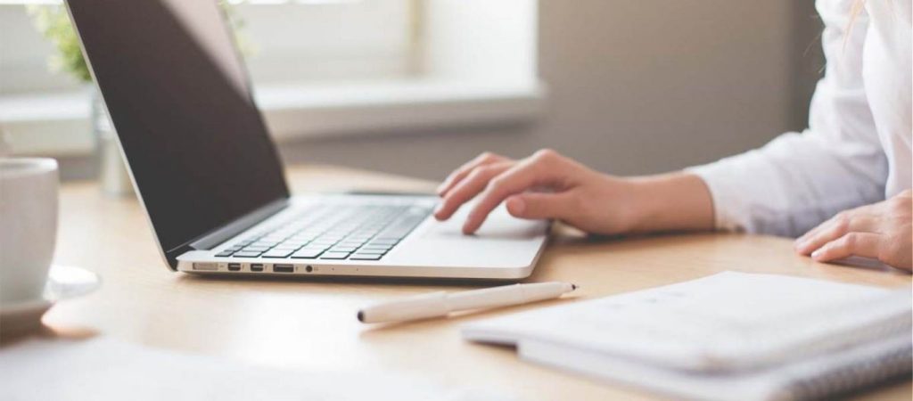 Το Υπ.Εργασίας βάζει πλαφόν στους εργαζόμενους σε αναστολή που μπορούν να τηλεργάζονται – Δείτε τι θα ισχύσει