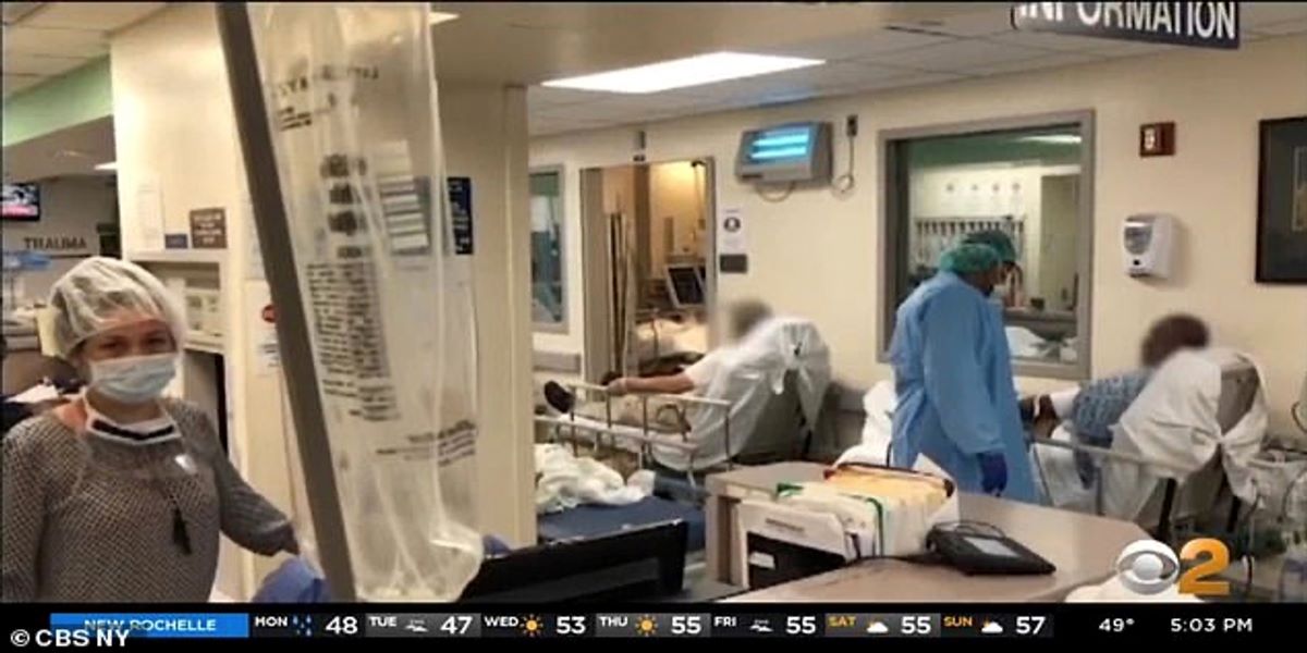 Υπό πολιορκία του κορωνοϊού η Νέα Υόρκη: «Πλημμύρισαν» από ασθενείς τα νοσοκομεία (φώτο-βίντεο)