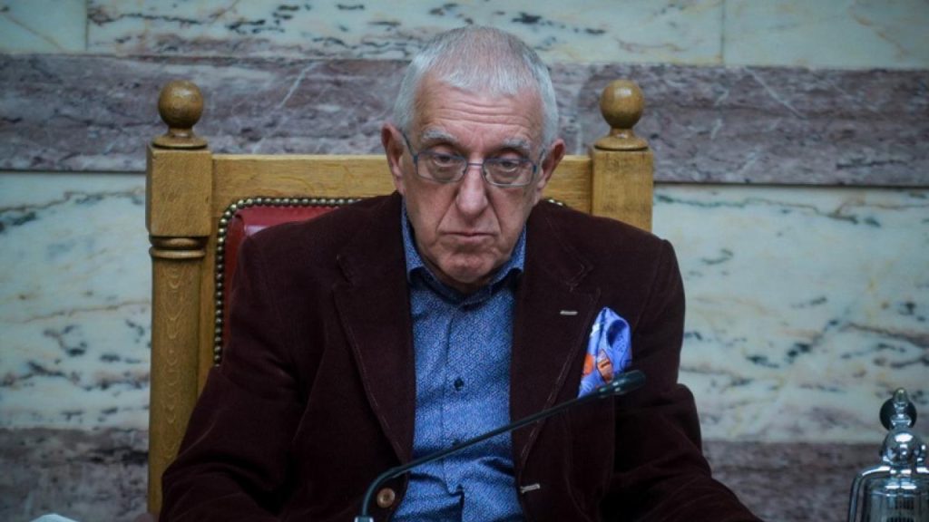 Τα μοναχικά γενέθλια του Νικήτα Κακλαμάνη λόγω κορωνοϊού – Η φωτογραφία που ανέβασε στο Facebook (φωτο)