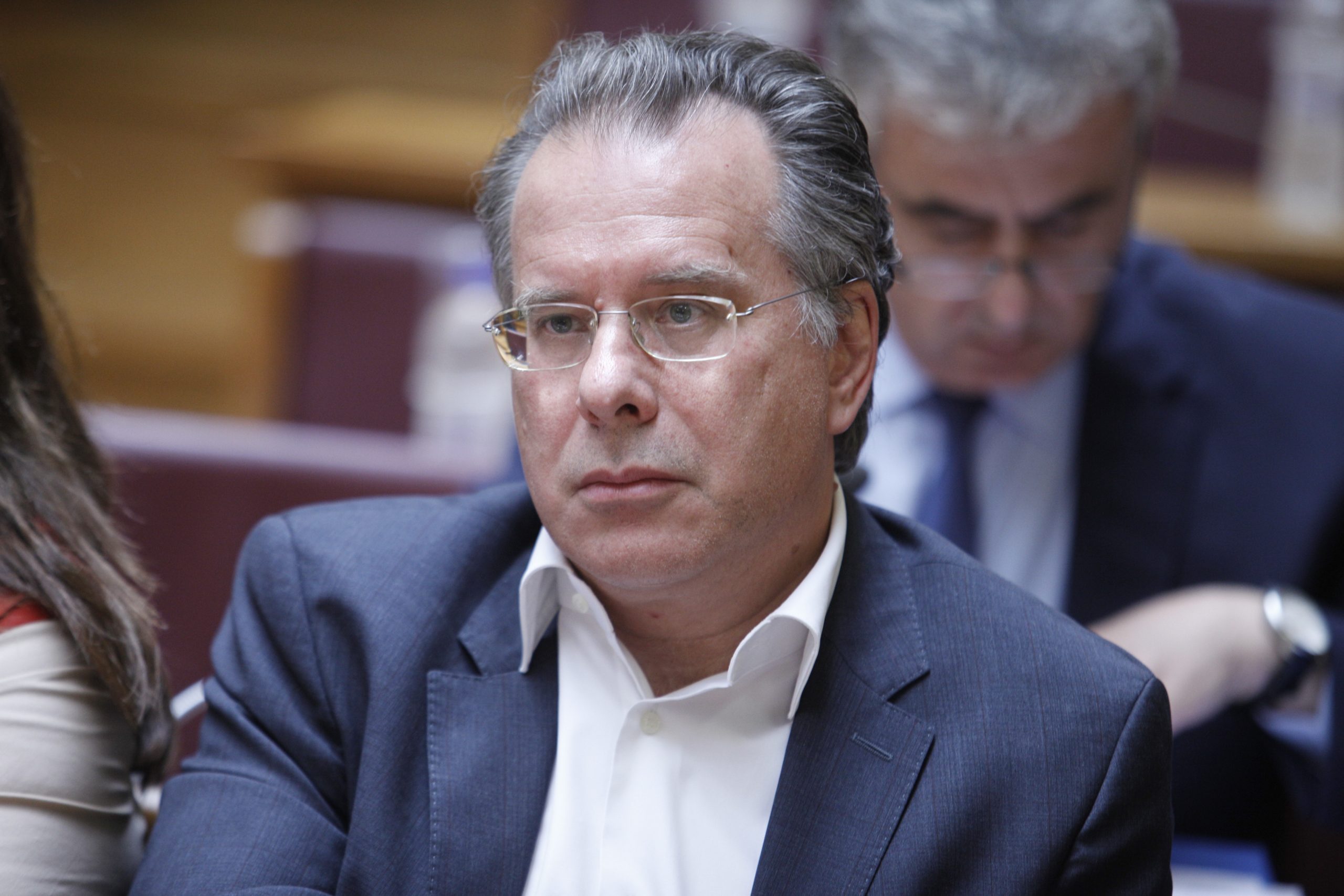 Γ.Κουμουτσάκος: «Δύσκολη λόγω κορωνοϊού η μεταφορά αλλοδαπών από τα νησιά στην ενδοχώρα»