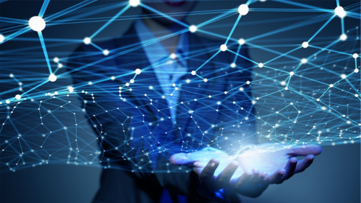 Βρετανία: Κερδίζει «χώρο» η θεωρία συνωμοσίας πως για τη «γέννηση» του κορωνοϊού ευθύνεται το δίκτυο 5G